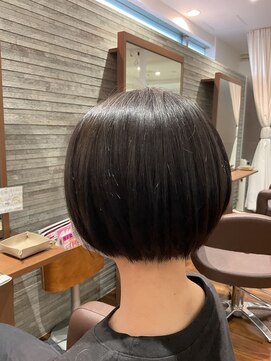 アミカ シーモール店(Amica) ショートボブ