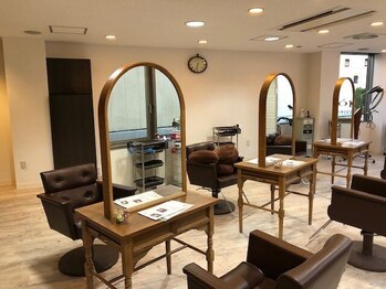 ヘアー ウープス 船堀店(Hair oops)の写真/丁寧なカウンセリングで、お客様の髪質に合わせたご提案☆あなたの為の特別な空間でおもてなしを。