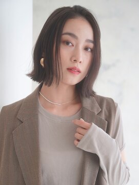 ニューヨークニューヨークマザーズ(NYNY Mothers) 重め切りっぱなしボブ/外ハネ/暗髪/透明感カラー