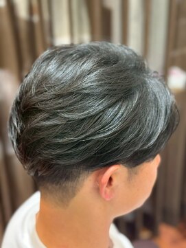 美容室ヒラトヤ 都南店 白髪染め白髪ぼかし＊チャコールグレーフェザーパーマメンズヘア