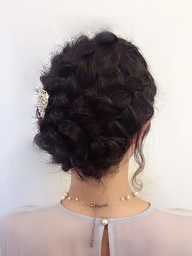 アズワンクミノキ(As:one kuminoki) 【アスワンクミノキ】編み込みスタイル