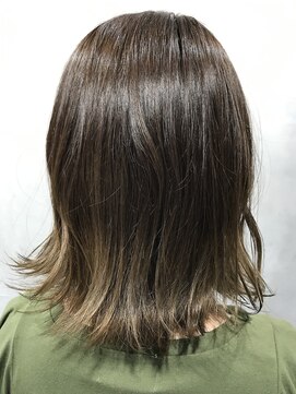 エイトセカンド 新宿三丁目店(EIGHT second) グラデーションカラー