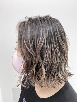 オンザ(ONTHE) ナチュラルバレイヤージュボブスタイル【林京平】