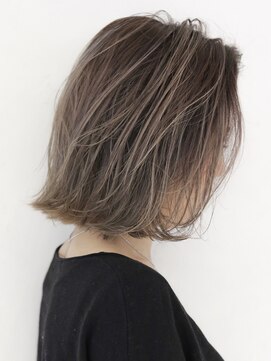 シアカ(SEA A KA) SEA A KAお客様スタイル14 佐々木希美 2023.6