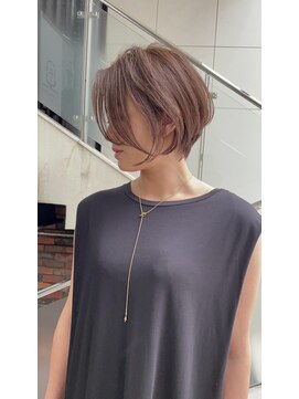 ジゼル(gisele) (小山)小顔ショートボブ