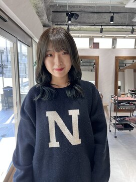 アドア 横浜(ADORE) 【ADORE横浜】オリーブカラー×レイヤーカット