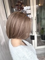 カカフロントオブザミラー(KaKa front of the mirror)&nbsp;白髪が気にならないデザイン