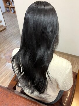 ラソヘアー(Laso hair) 大人女子にもおすすめな透明感のある暗髪