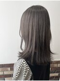 グレージュ/艶髪