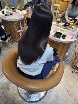 ロンド シャルム 吉祥寺(Lond charme) 暗めカラー/韓国風巻き/レイヤーカット/髪質改善/縮毛矯正