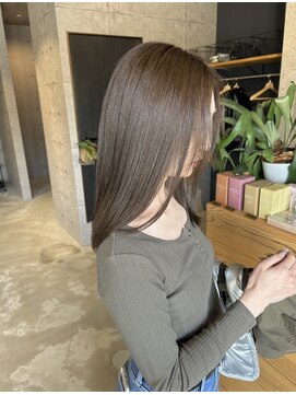 ルーチェバイリベルタ(Luce by liberta) カーキベージュ×髪質改善カラー