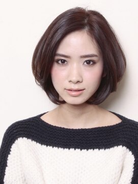 アンダートゥリー(_TREE) 大人ボブ「スノッブ×ヌケ感」【AKs 表参道 遠藤】03 5778 3351