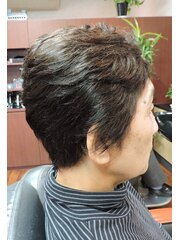 ナチュラルウェーブヘアー