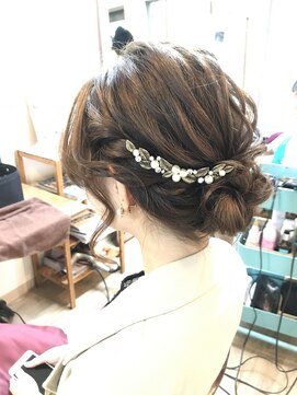 ロカット サロン(Roquat Salon) ビジューアップスタイルアレンジ【ヘアアレンジ　立川南/立川】
