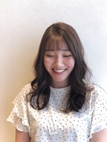 ルシード スタイル サーヴ(LUCIDO STYLE SERVE)&nbsp;セミロングコテ巻きアレンジ