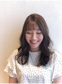 セミロングコテ巻きアレンジ