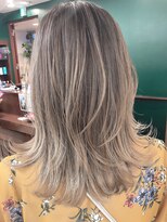 キアラ(Kchiara)&nbsp;バレイヤージュハイライトkchiara川野直人