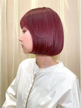 ピークアブー ワン(PEEK-A-BOO ONE) 顎下ボブ×カシスピンク