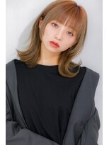 クロエ 中野(Cloe)&nbsp;ハイトーンカラーくびれレイヤースタイル