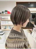 ダブルカラー×グレージュ
