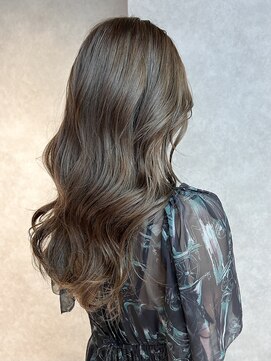 フーリィー(fully) 透け感ベージュ