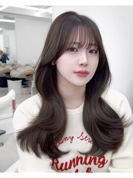 アマトウキョウスマートサロン(AMA TOKYO×Smart Salon) 韓国ヘア レイヤー 顔周り