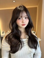 ベル 新宿店(Vel)&nbsp;ロングレイヤーカットミルクティーベージュ髪質改善10代20代30代