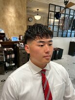 ルドローブラントオオサカ(LUDLOW BLUNT Osaka) 【LUDLOW BLUNT】フェードカット アイロンパーマ 好印象ヘア