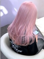 プネル(punel)&nbsp;原宿　ピンクベージュ　ミディアムレイヤーカット　ケアブリーチ