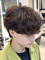 フィフス 栄(fifth)&nbsp;名古屋栄フリックパーマ無造作パーマ海外風ヘア名古屋メンズヘア