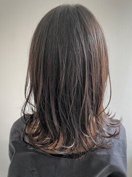 エル セルカ 高田馬場(el CERCA) ふんわり秋色、色っぽミディ【el CERCA高田馬場】