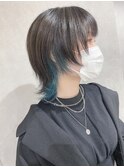 ターコイズブルーインナーカラーショートウルフ