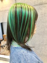 ココ 西葛西南口店(COコ)&nbsp;ネオングリーンのアンブレラカラー♪