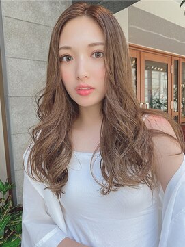 ルービック(Rubik's) 小顔カットニュアンスカール/透明感ベージュ