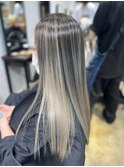 巻かないのが可愛いバレイヤージュ_contrast greige_