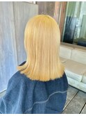 ハイトーンカラー/切りっぱなしボブ/ベージュ/抜きっぱなし/20代