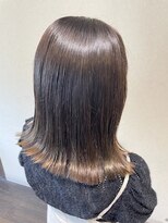 スーパーカット 元町店(SUPER CUT)&nbsp;切りっぱなし　ミディアム　オリーブベージュカラー