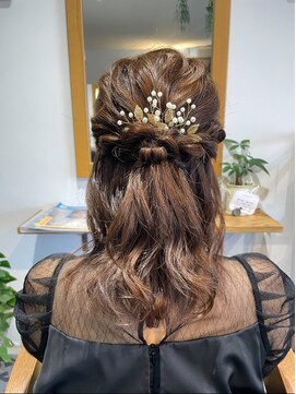 ダズリン バイ リー(Dazzlin by Ly) ハーフアップ