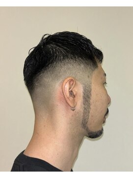 ヘアーアンドグルーミング ヨシザワインク(HAIR&GROOMING YOSHIZAWA Inc.) クロップスタイル/スキンフェード