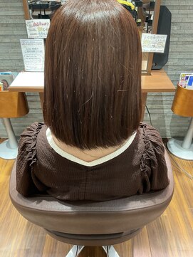 アミカ シーモール店(Amica) ブラウンカラー