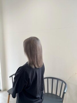 ヒュー(HUE) ラベンダーミルクティー/ホワイトブロンド