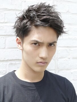 マグ カーネ バイ フィフス(Mag KANE by fifth) 松本メンズカットツーブロックテーパーフェードカットショート