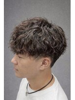 キラヴィ 三宮(KIRAVI)&nbsp;マレットヘアツイストスパイラル波巻きパーマフェザーショート