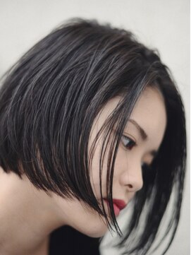 キリオム(KIRIOM) ショートボブ