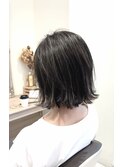 切りっぱなしボブ×ハイライトグレージュ