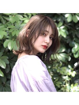 アトリエ フェム(atelier.fem) 柔らかいナチュラルなくびれヘア