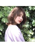 柔らかいナチュラルなくびれヘア