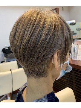 サラ 徳山店(SARA) 白髪ぼかし大人ショート