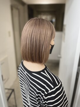 エイト 恵比寿店(EIGHT ebisu) tomi-257　ミルクティーべジュ！