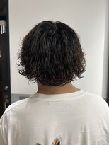 アマレット(Amaretto)&nbsp;【メンズスタイル】ミディアムウェーブパーマ@富澤翼